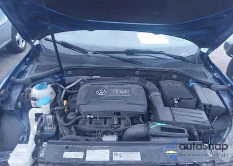 2017 Volkswagen Passat 1.8T R-Line z USA, uszkodzony, nr VIN 1VWDT7A37HC059533